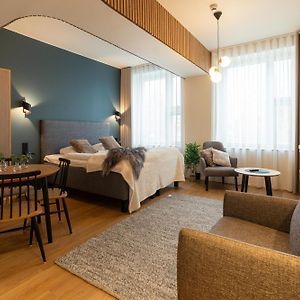 Postmaster Hotel